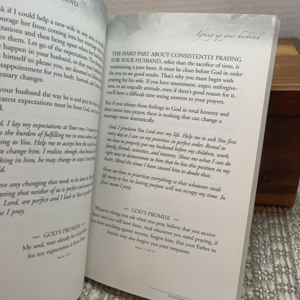 The Power of‎ Praying®: Help for a Woman- Stormie Omartian, paperback book